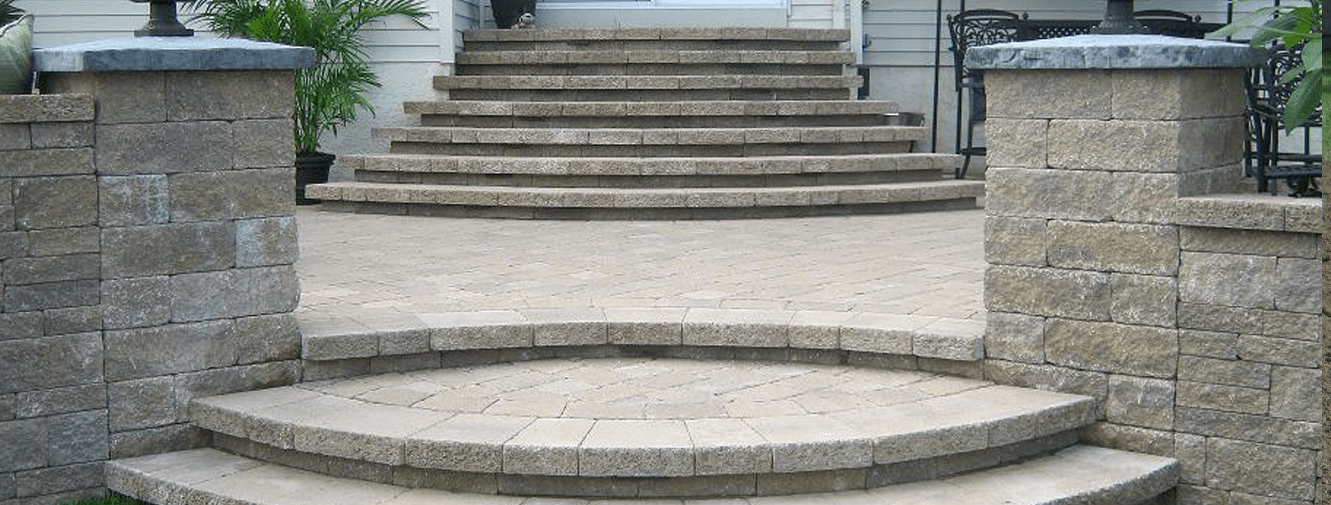 Hardscape Steps & Walkway